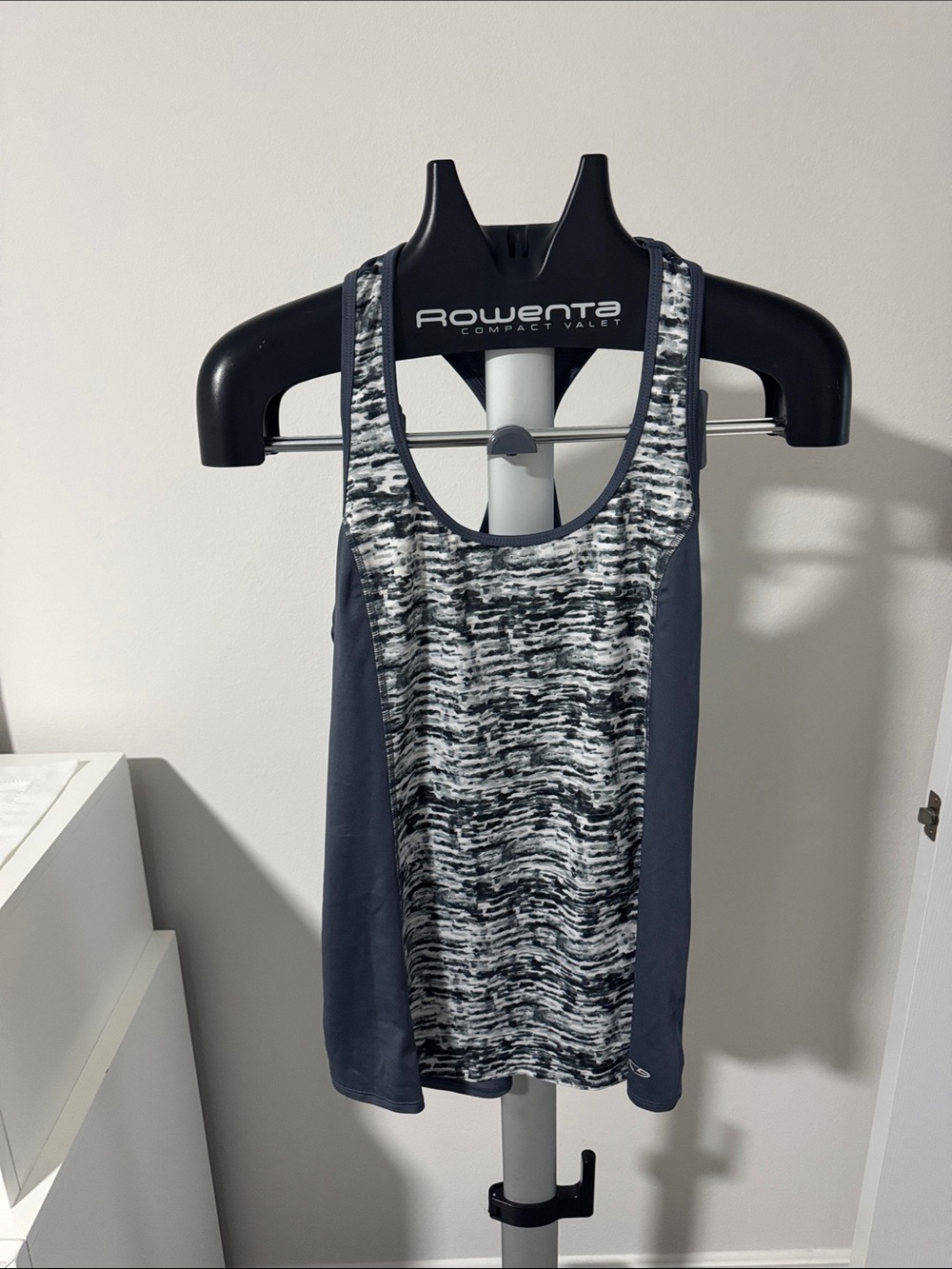 Champion Gray & White Patterned Racer Back Tank Top